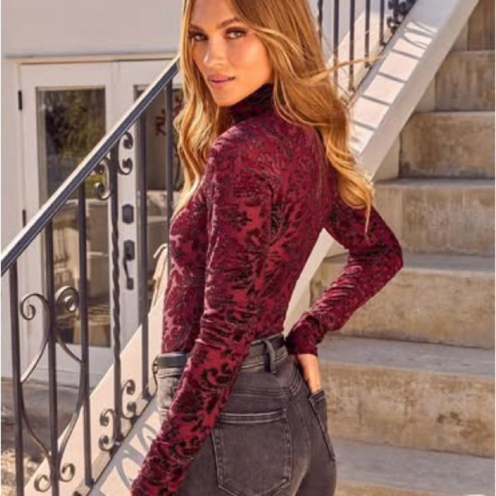 VICI Helsa Floral Mock Neck Bodysuit - Picture 2 of 5